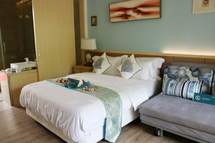 Roeasy Hospitality Hotel Sanya Esterno foto